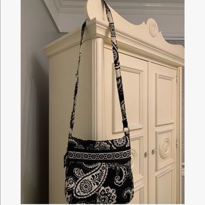 Black and White Paisley Triple Zip Hipster Purse